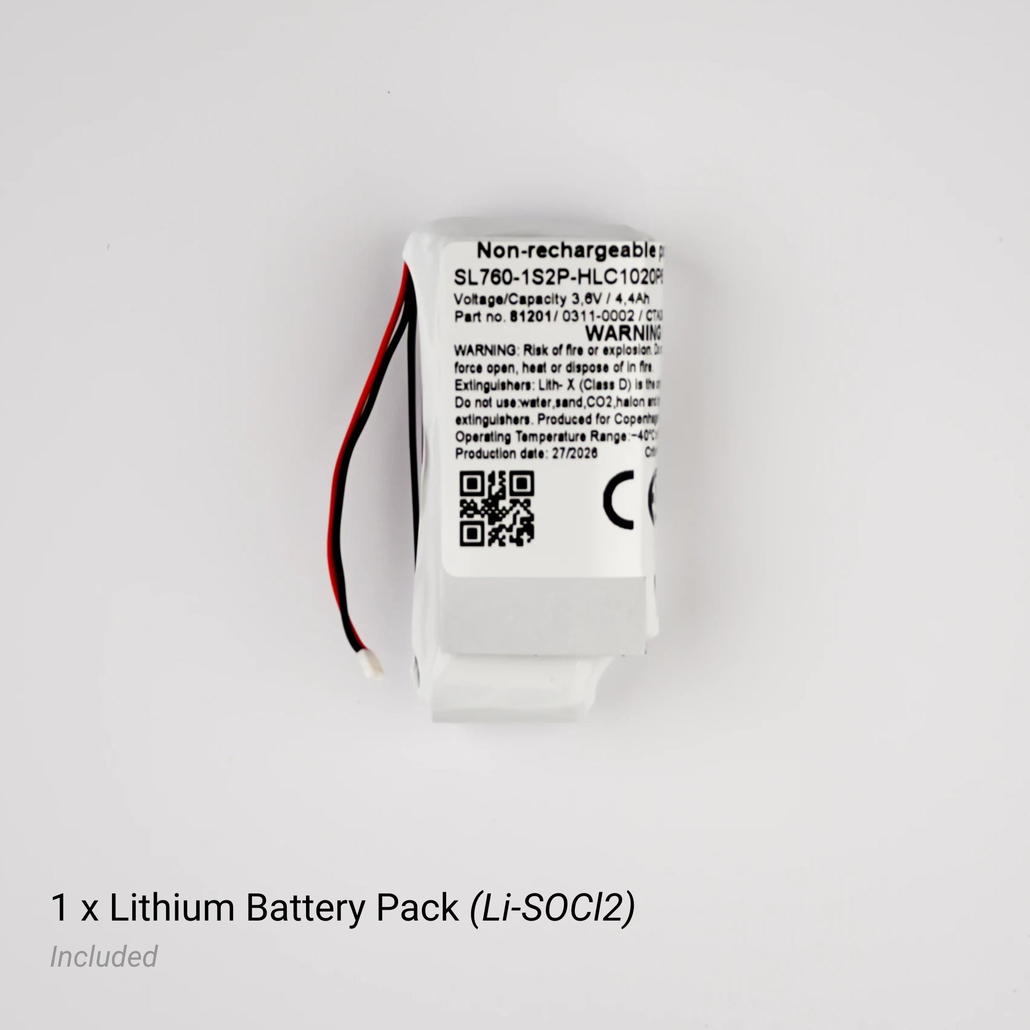 Batería de litio no recargable rectangular para el localizador Gemstone , con cables rojos y negros, que aparece sobre un fondo gris claro con el texto «1 batería de litio (Li-SOC/L2) incluida».